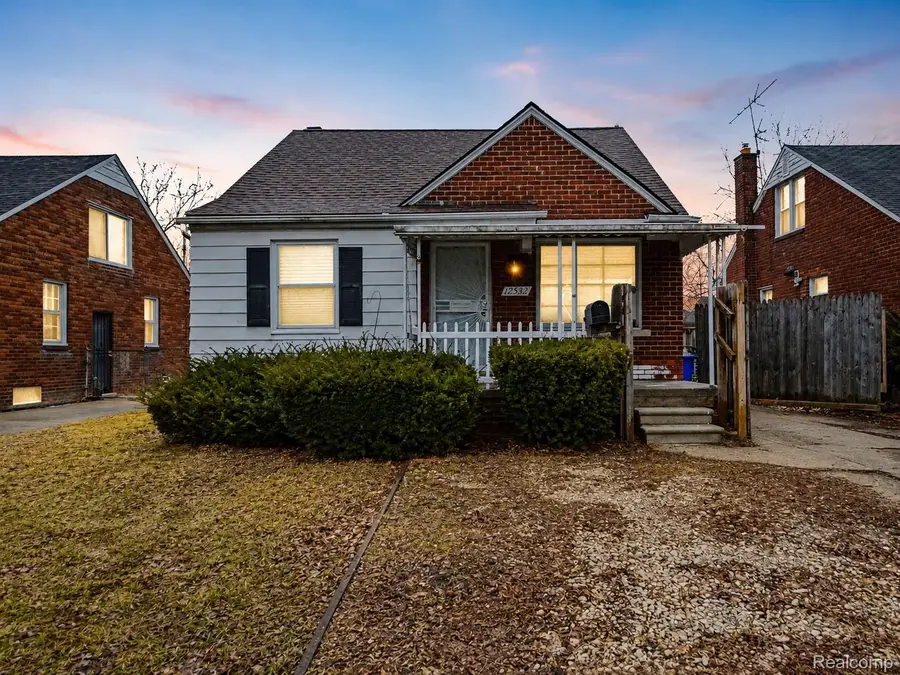 12582 Duchess Street, Detroit, MI 48224 - #2