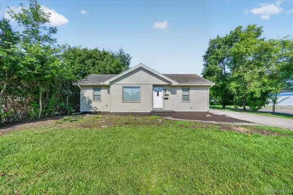 2061 Inkster Road, GardenCity, MI 48135