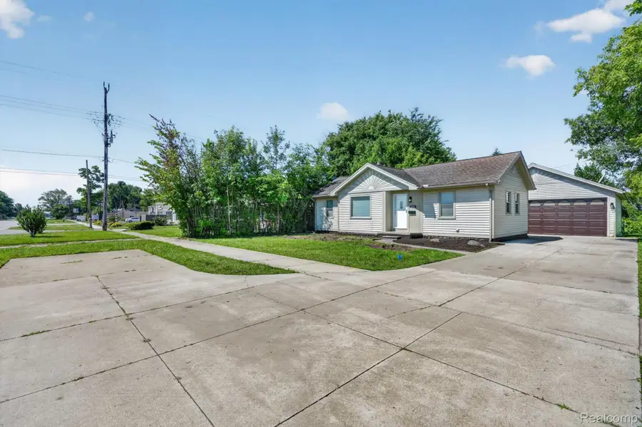 2061 Inkster Road, Garden City, MI 48135 - #2