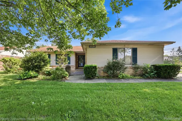 5281 Shruboak Drive, SterlingHeights, MI 48310