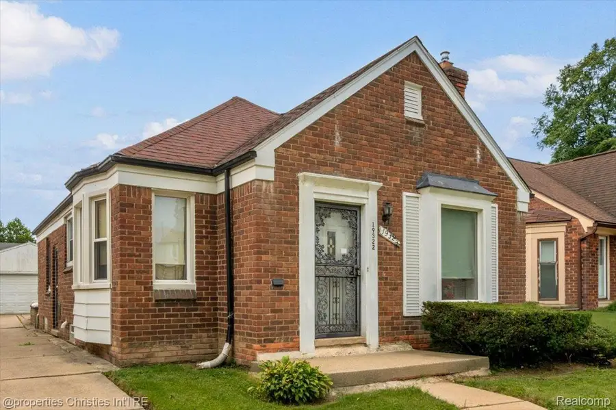 19322 Pierson Street, Detroit, MI 48219 - #2
