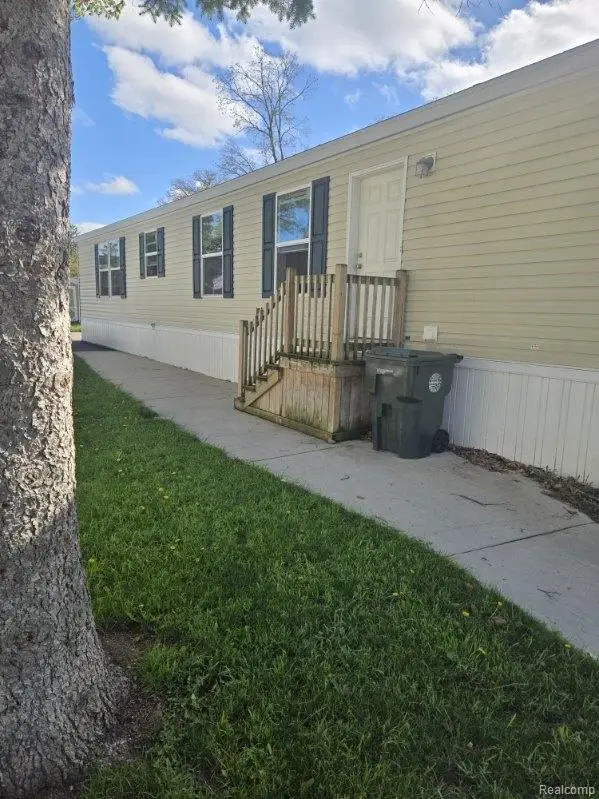 40 Sparrow Hill, Orion, MI 48359 - #2