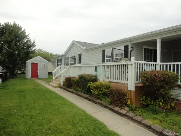 983 Tanners Lndg, Monroe, MI 48161