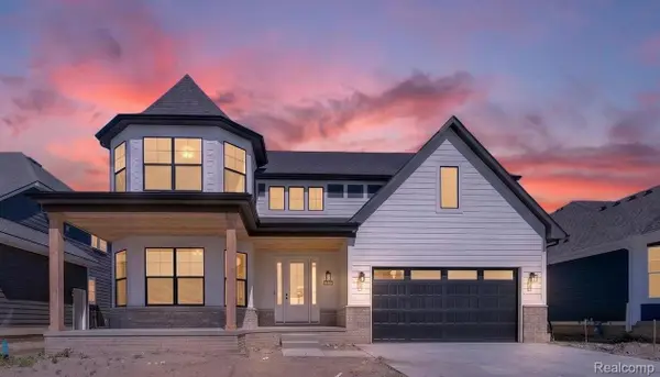 54462 Brenda Drive, Macomb, MI 48042
