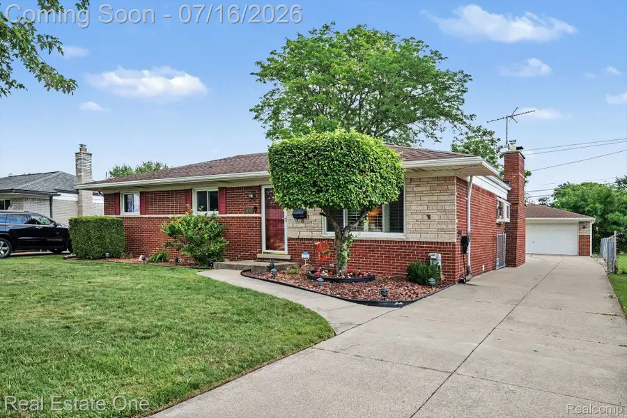 31240 Regal Drive, Warren, MI 48088 - #3