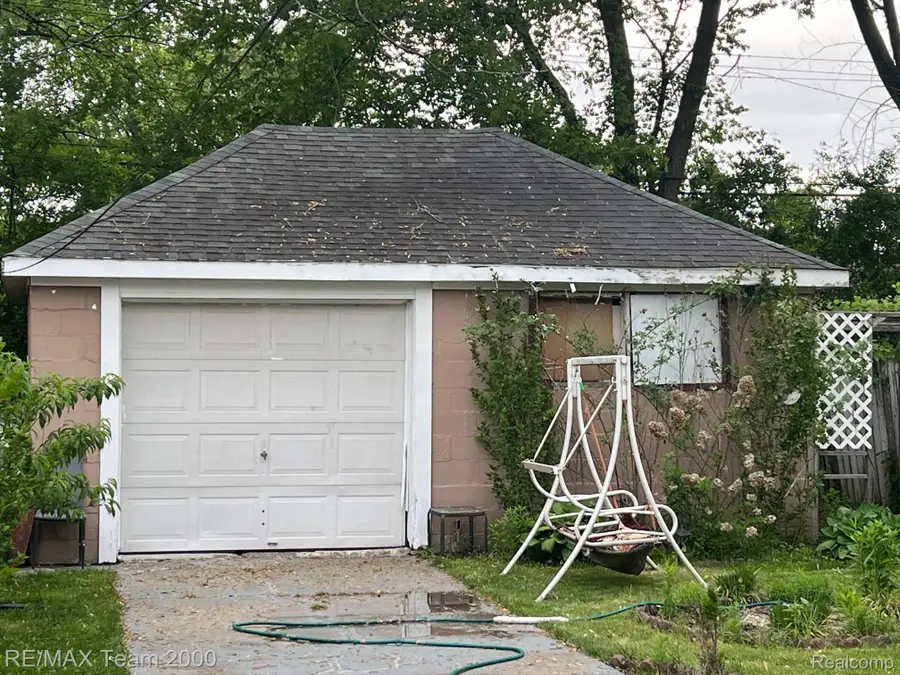 6101 Auburn Street, Detroit, MI 48228 - #3