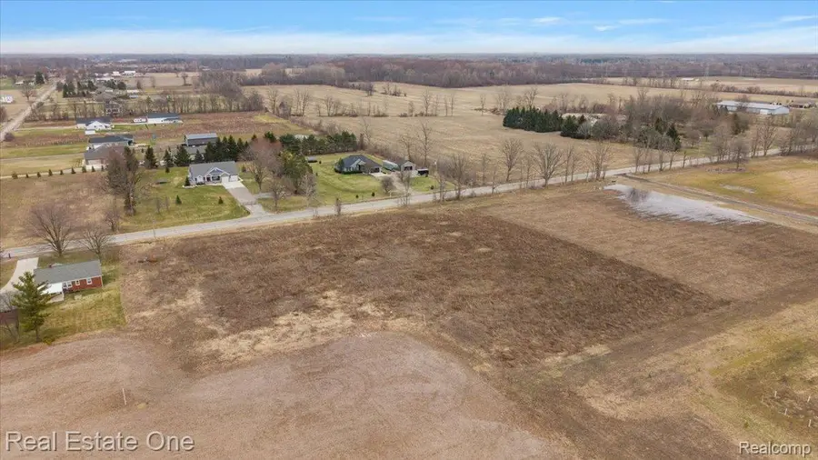 72823 Romeo Plank Rd, Armada, MI 48005 - #2