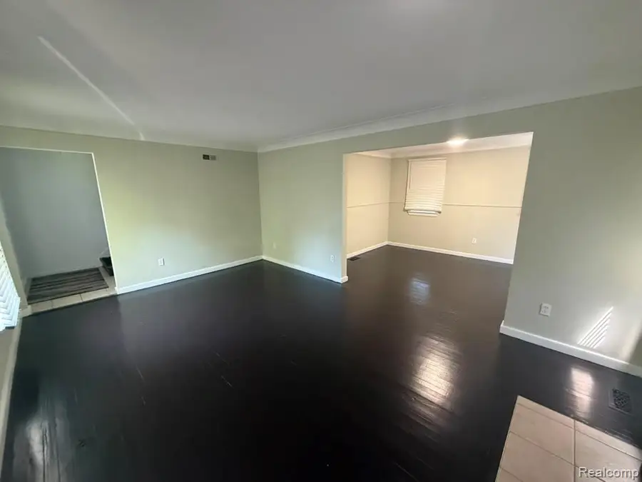 30782 Fairfax Street, Southfield, MI 48076 - #2