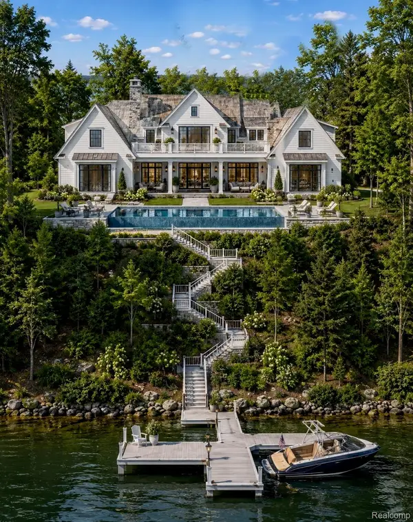 940 Lake Angelus Shores Shores, LakeAngelus, MI 48326