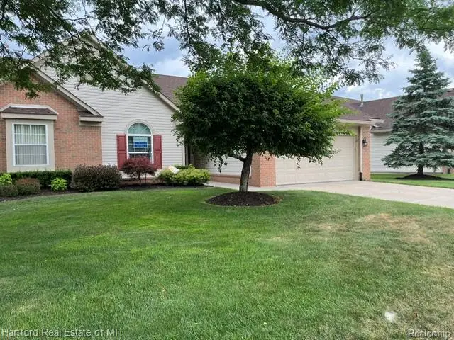 386 N Oak Drive, Commerce, MI 48390 - #1