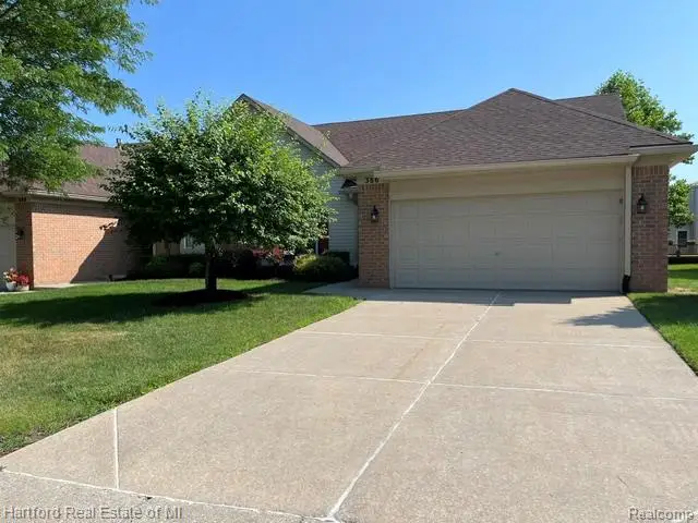 386 N Oak Drive, Commerce, MI 48390 - #2