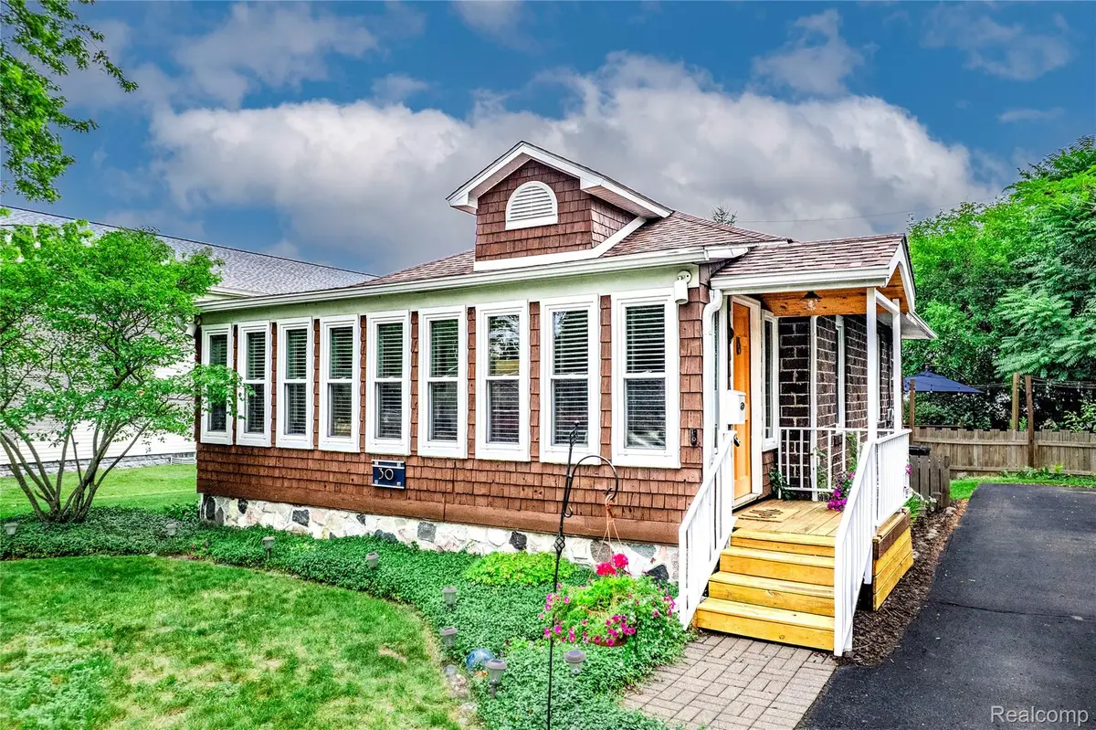 30 Beebe Street, Lake Orion, MI 48362 - #1