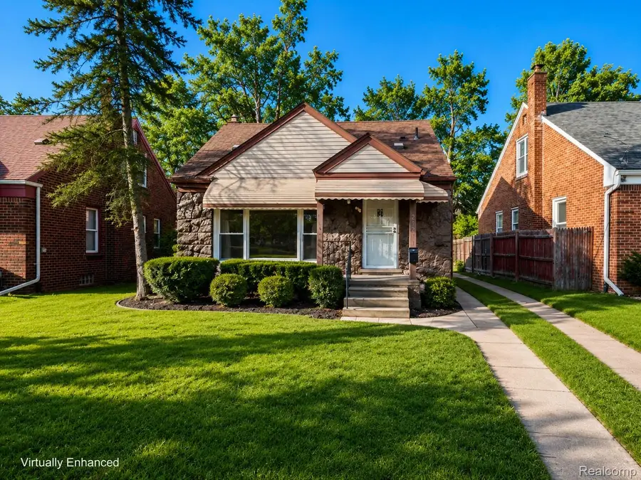 20211 Ashton Avenue, Detroit, MI 48219 - #2