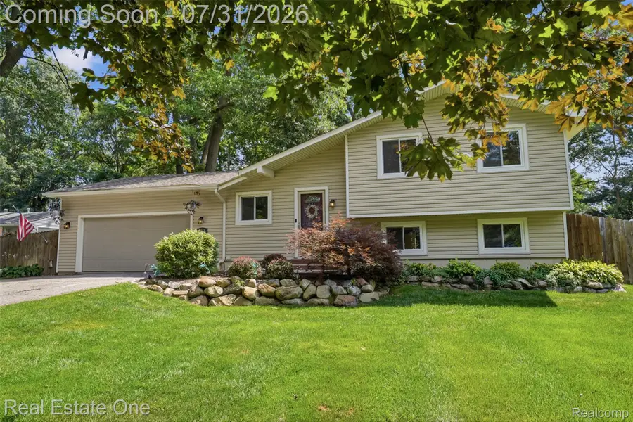 2975 West Street, Milford, MI 48380 - #2