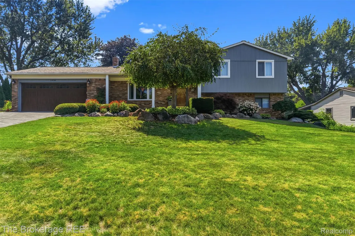 1438 Lynnwood Lane, White Lake, MI 48383 - #1