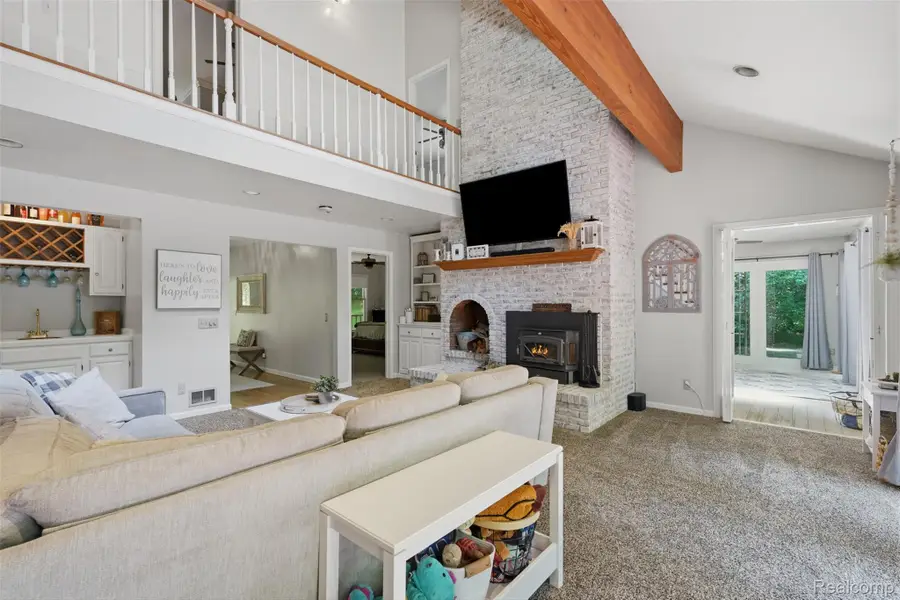 9201 Mabley Hill Road, Fenton, MI 48430 - #2