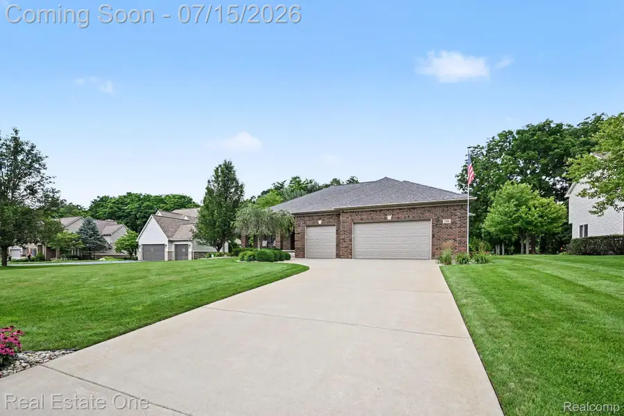 720 Scott Drive, Highland, MI 48356 - #3