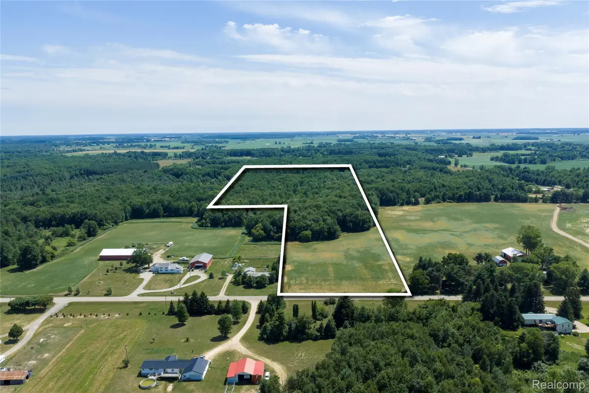 000 Applegate Road, Applegate, MI 48401 - #1