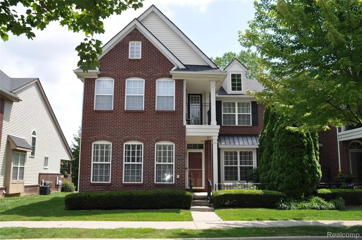 42808 Park Cresent Drive, Sterling Heights, MI 48313 - #1