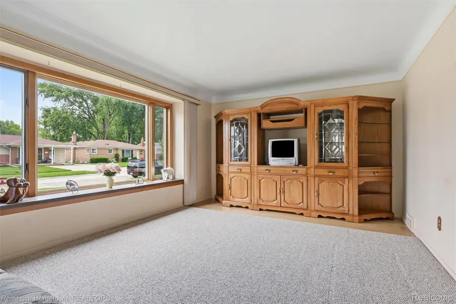 30410 Florence Street, Garden City, MI 48135 - #3