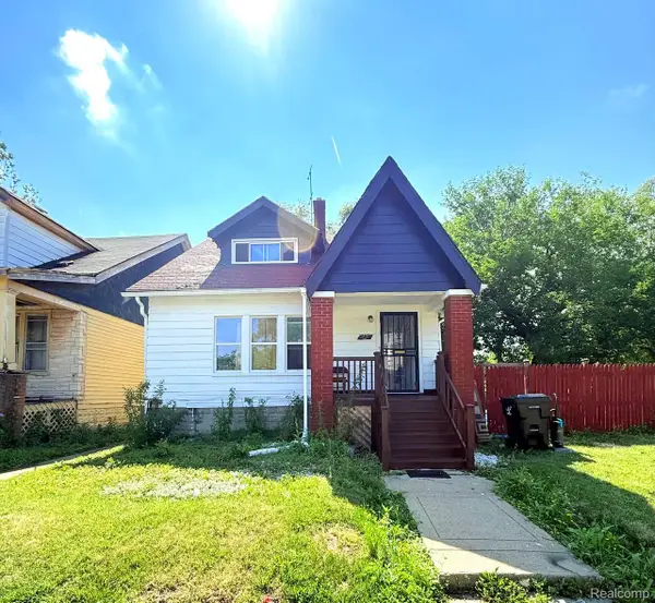 9129 Fischer Street, Detroit, MI 48213