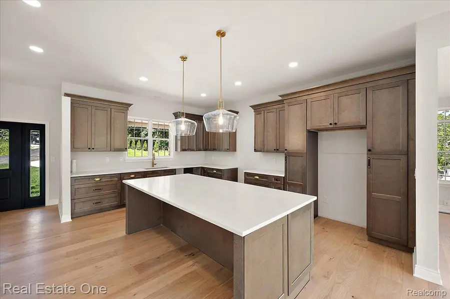 847 Fairview Street, Orion, MI 48362 - #3