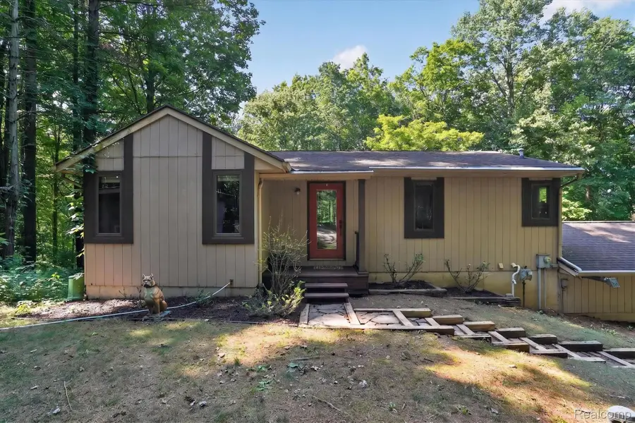 5361 Clark Road, Bath, MI 48808 - #2