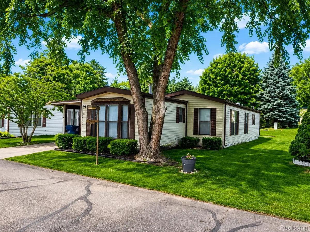 2663 Chickadee Street, Rochester Hills, MI 48309 - #1