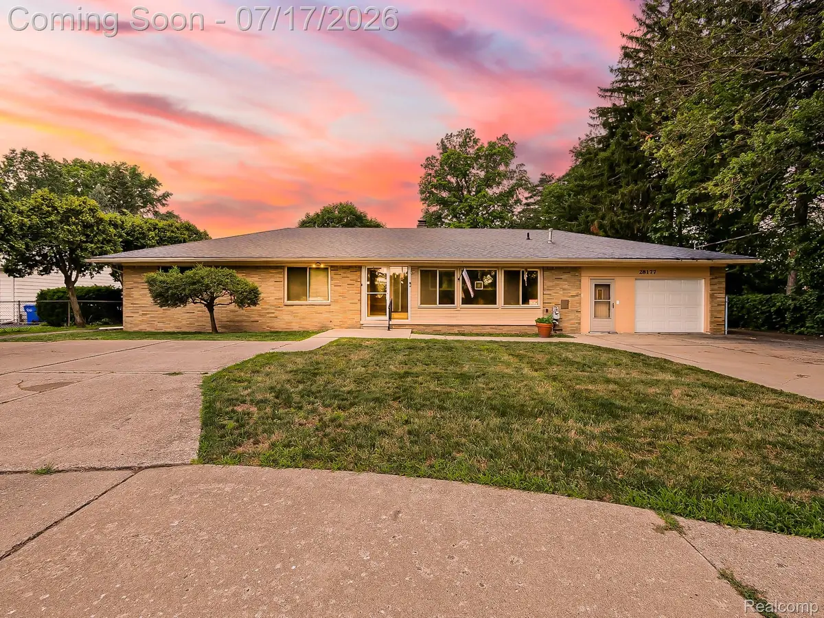 28177 Ryan Road, Warren, MI 48092 - #1