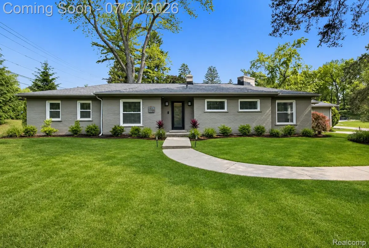 114 W Hickory Grove Road, Bloomfield Hills, MI 48304 - #1