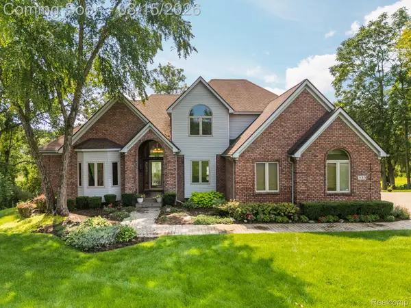 333 Elio Drive, Highland, MI 48357