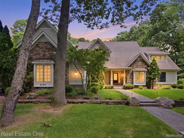6140 Englewood Drive, Clarkston, MI 48346