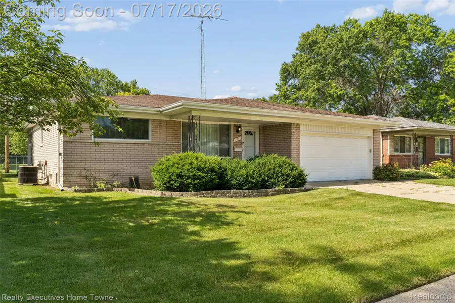 11840 Herbert Avenue, Warren, MI 48089 - #3