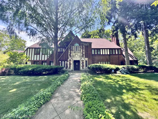 1735 Lincolnshire Drive, HighlandPark, MI 48203