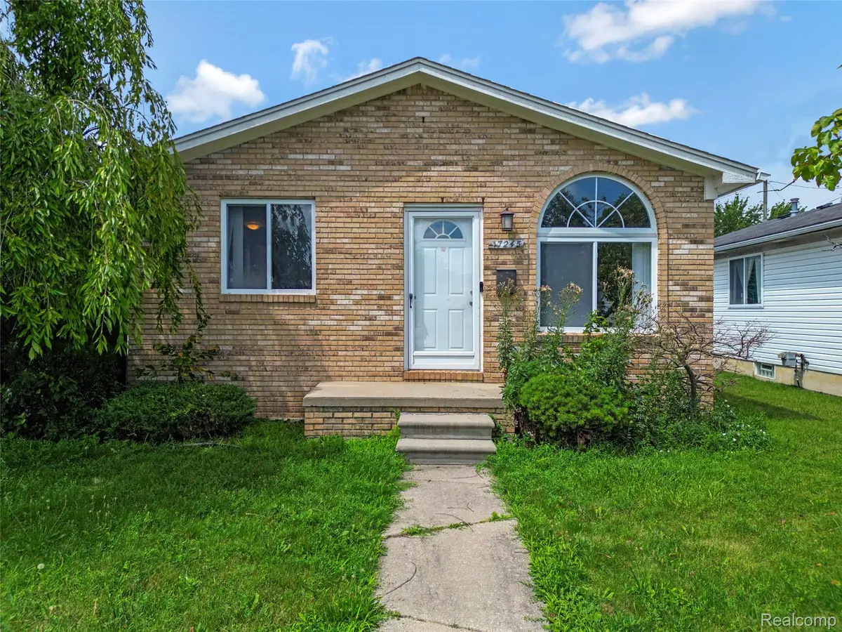 17245 Martin Road, Roseville, MI 48066 - #1