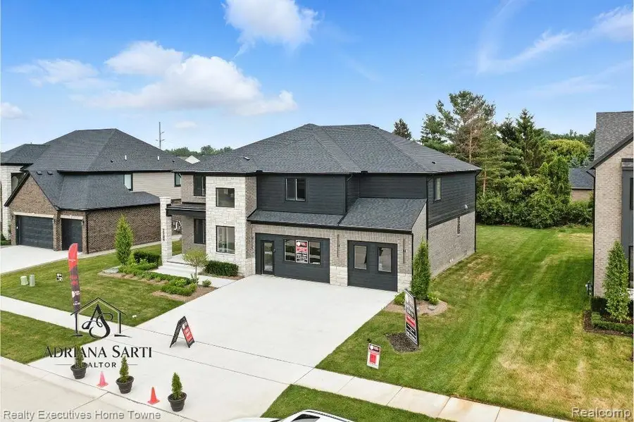 50931 Mistwood Drive, Macomb, MI 48042 - #3
