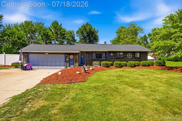 5070 Ray Road, Linden, MI 48451
