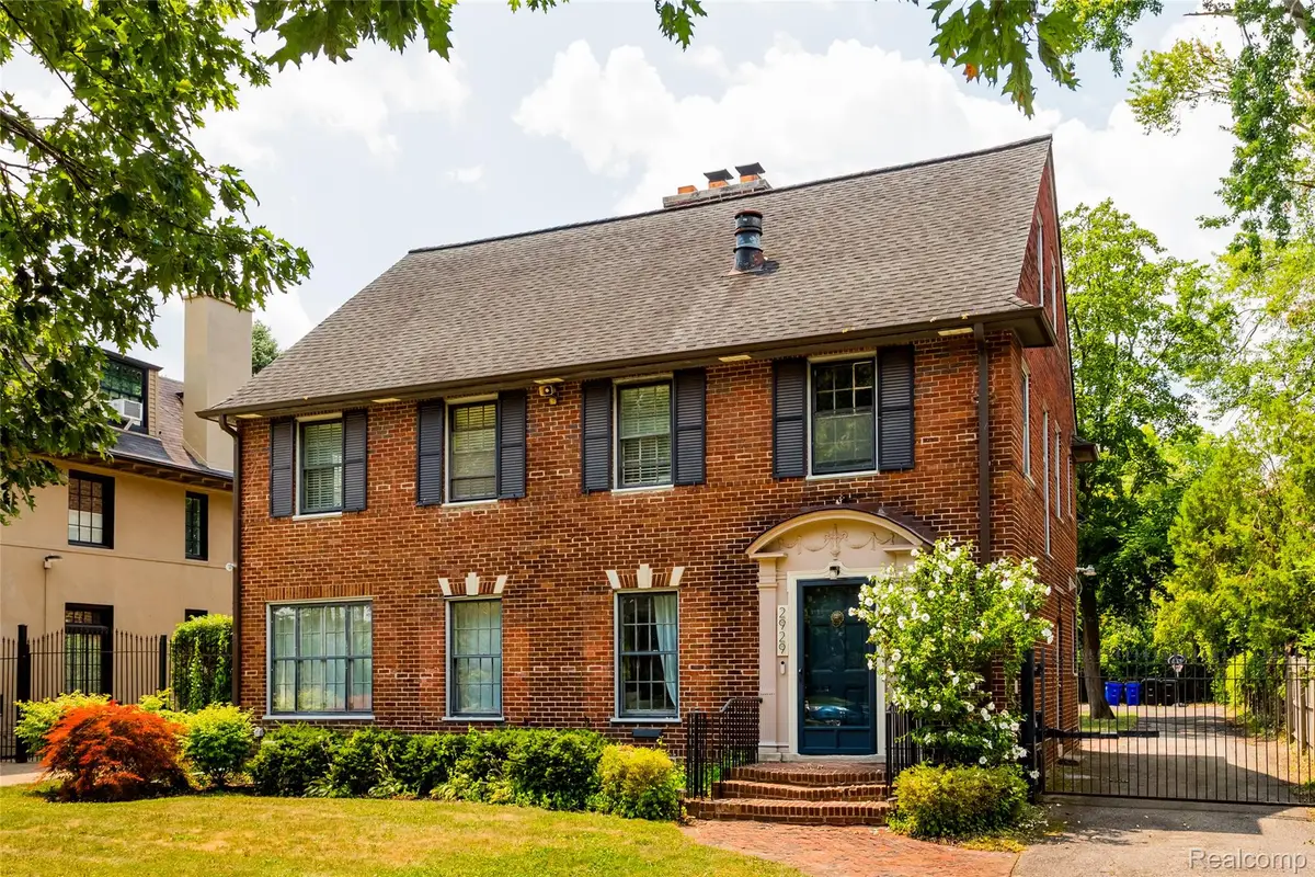 2929 Burns Street, Detroit, MI 48214 - #1