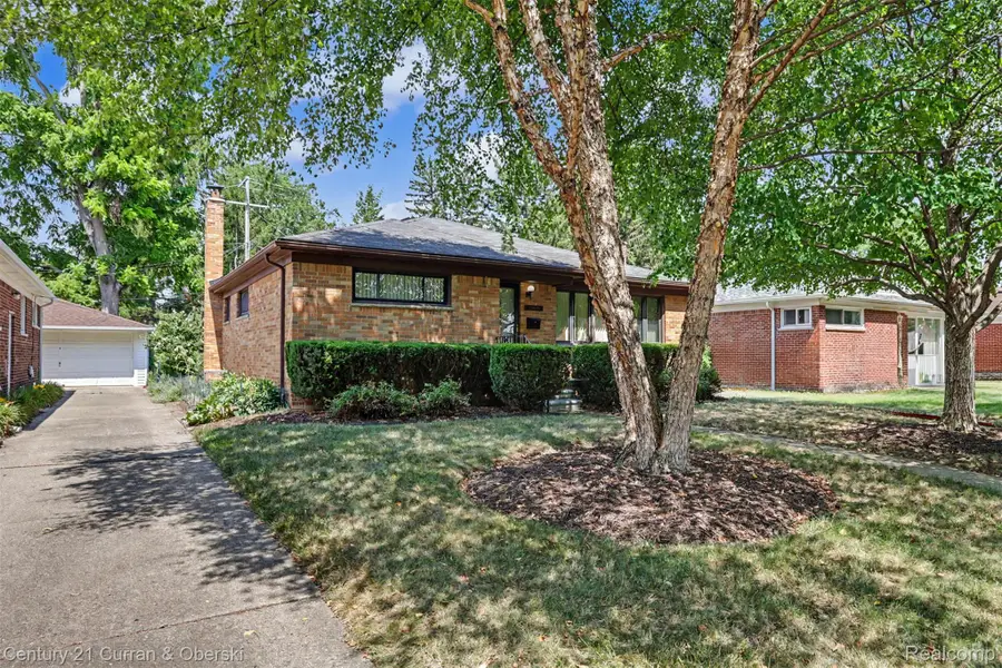 26826 Student Drive, Redford, MI 48239 - #2