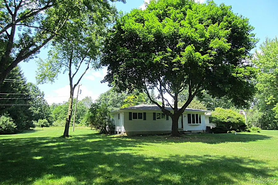 3944 Dartmouth Road, Oxford, MI 48371 - #2