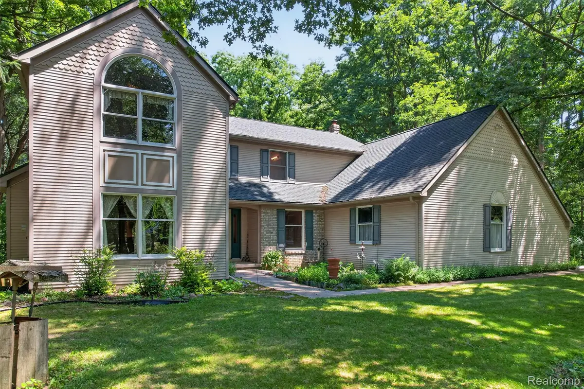 1919 Fox Ridge Drive, Howell, MI 48843 - #1