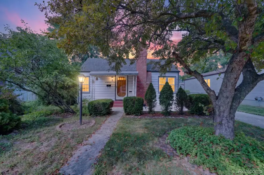 28805 Melvin Street, Roseville, MI 48066 - #3