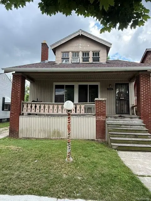 10325 Crocuslawn Street, Detroit, MI 48204