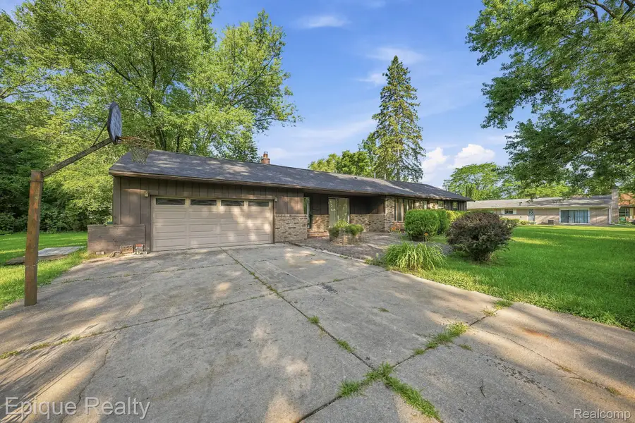 216 Aveline Street, Ypsilanti, MI 48197 - #2