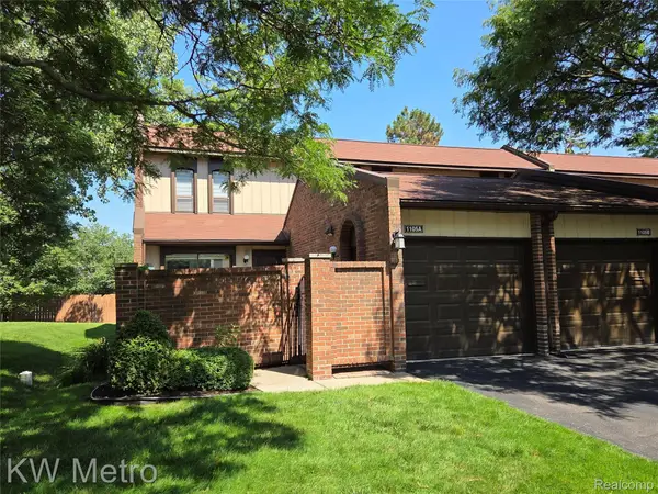 1105 Kirts Boulevard #A, Troy, MI 48084