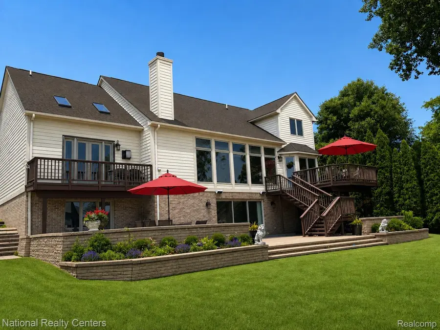 3380 E Benstein Road W, Commerce, MI 48382 - #2