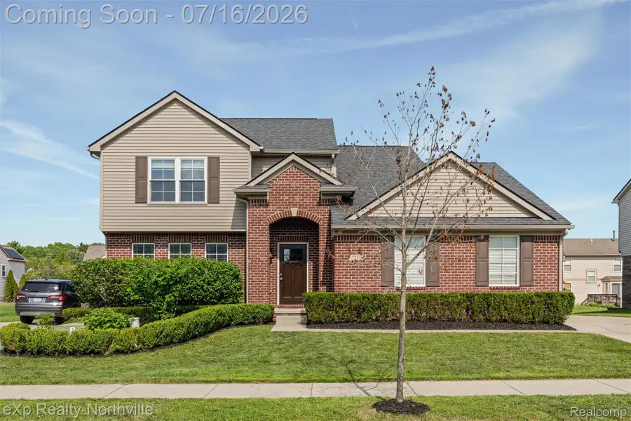 7225 Castell Boulevard, Belleville, MI 48111 - #2