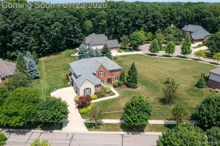47648 Cheltenham Drive, Novi, MI 48374 - #3