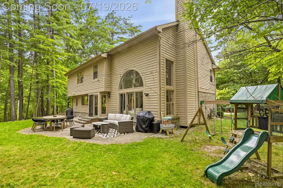 576 Indian Trail, Orion, MI 48362 - #3