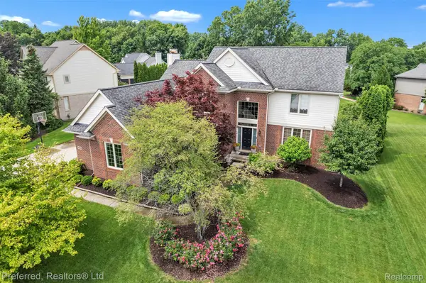 46564 Southview Lane, Plymouth, MI 48170